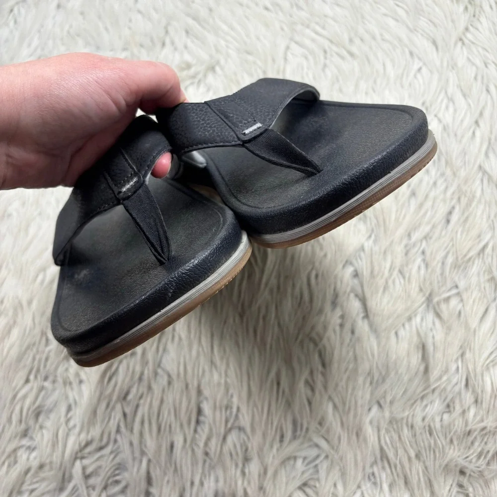 REEF Men's 12 Black Memory Foam Flip Flop Sandals Beach Resort Summer Classic